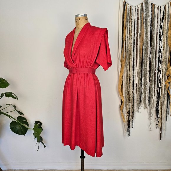 80's Vintage Red Midi Dress with Belt _ Rhodes Collections Inc - Picture 7 of 9